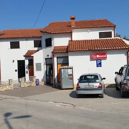 Apartment Vera *