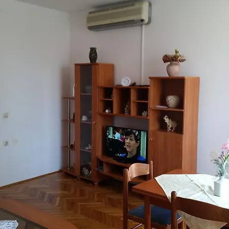 Apartment Vera *