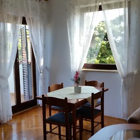 Vera Apartment