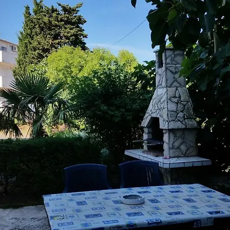 Apartment Vera Ližnjan